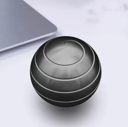 Orb – Kinetic Sphere for Focused Presence